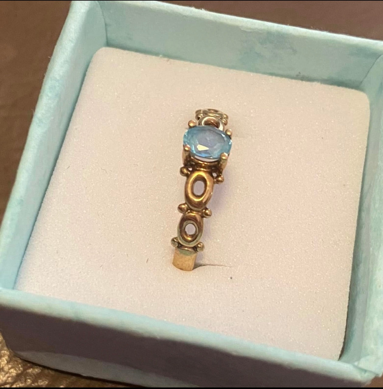 9ct Gold Blue Topaz & Filigree Ring