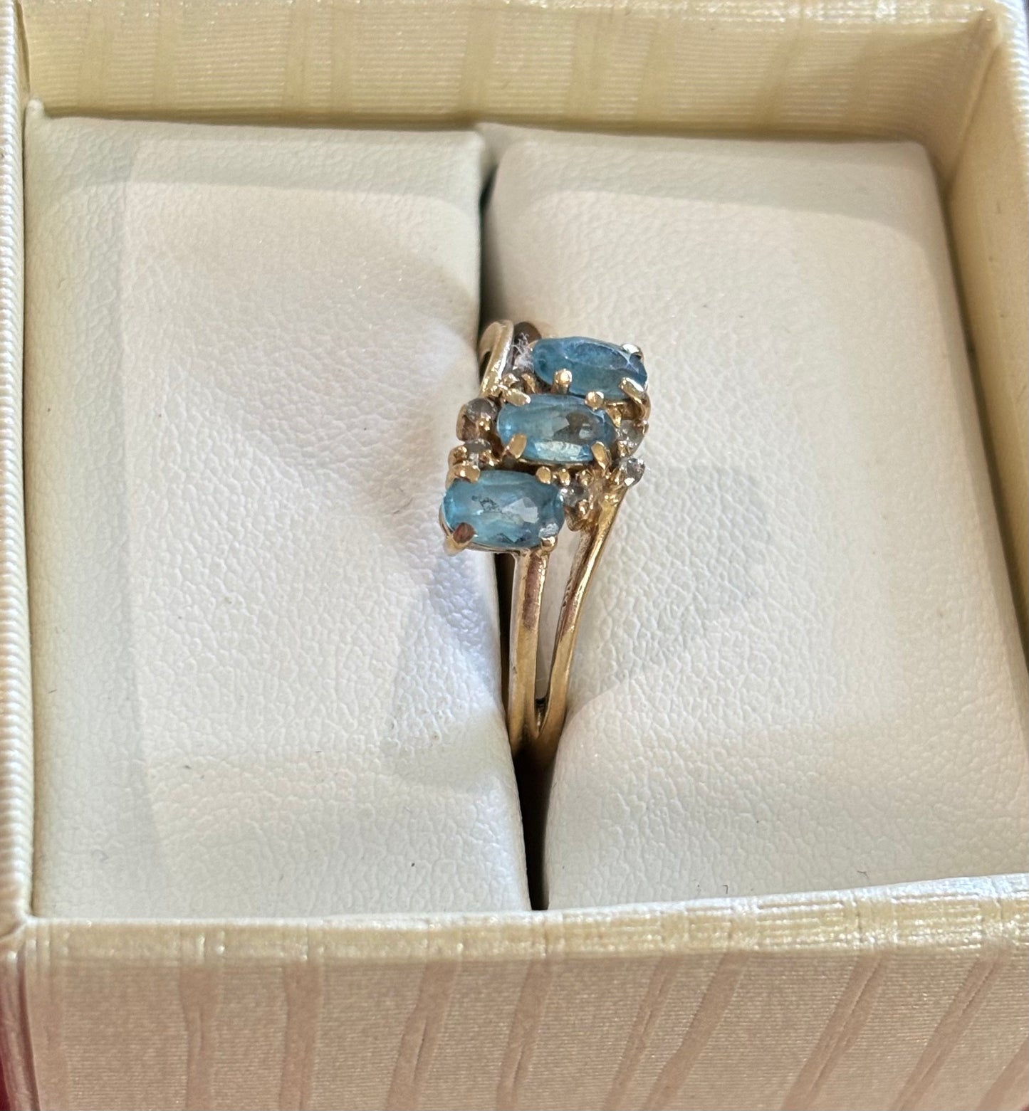 9ct Gold 3 Natural Blue Topaz & 4 Diamonds Ring