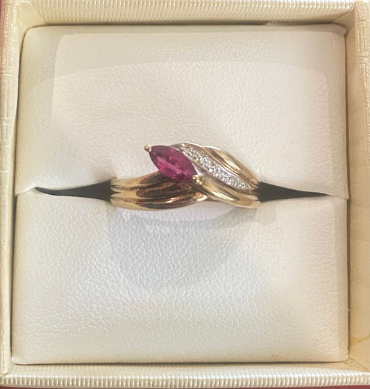 9ct Gold Natural Pear Shaped Ruby & Diamonds Band Ring