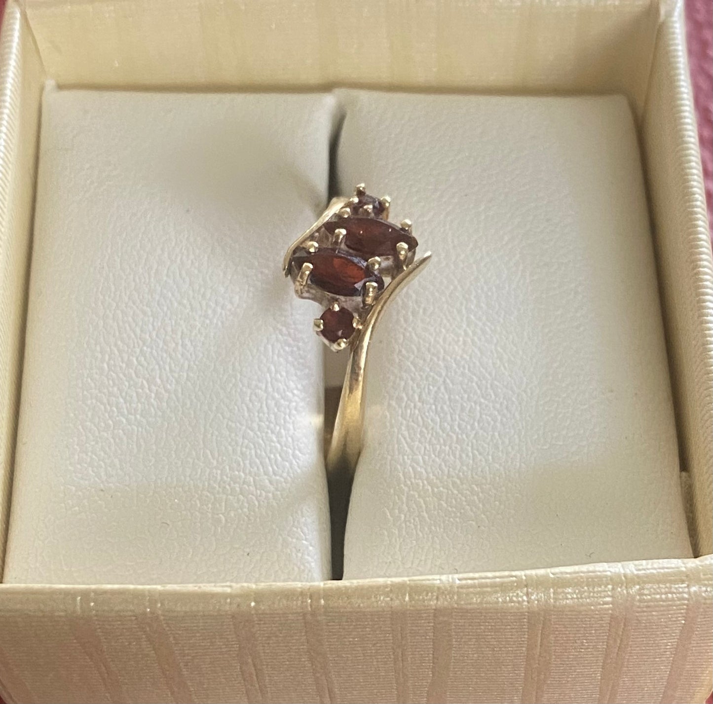 9ct Gold 4 Deep Red Natural Garnet’s Ring