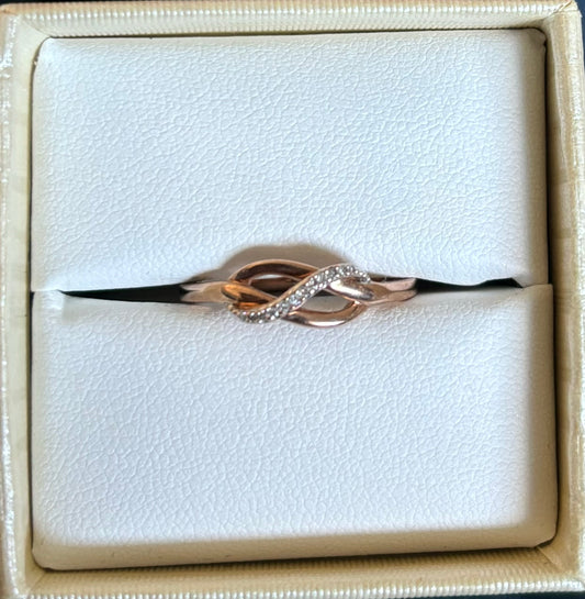 10KT Rose Gold Infinity Band with Natural Diamonds Ring