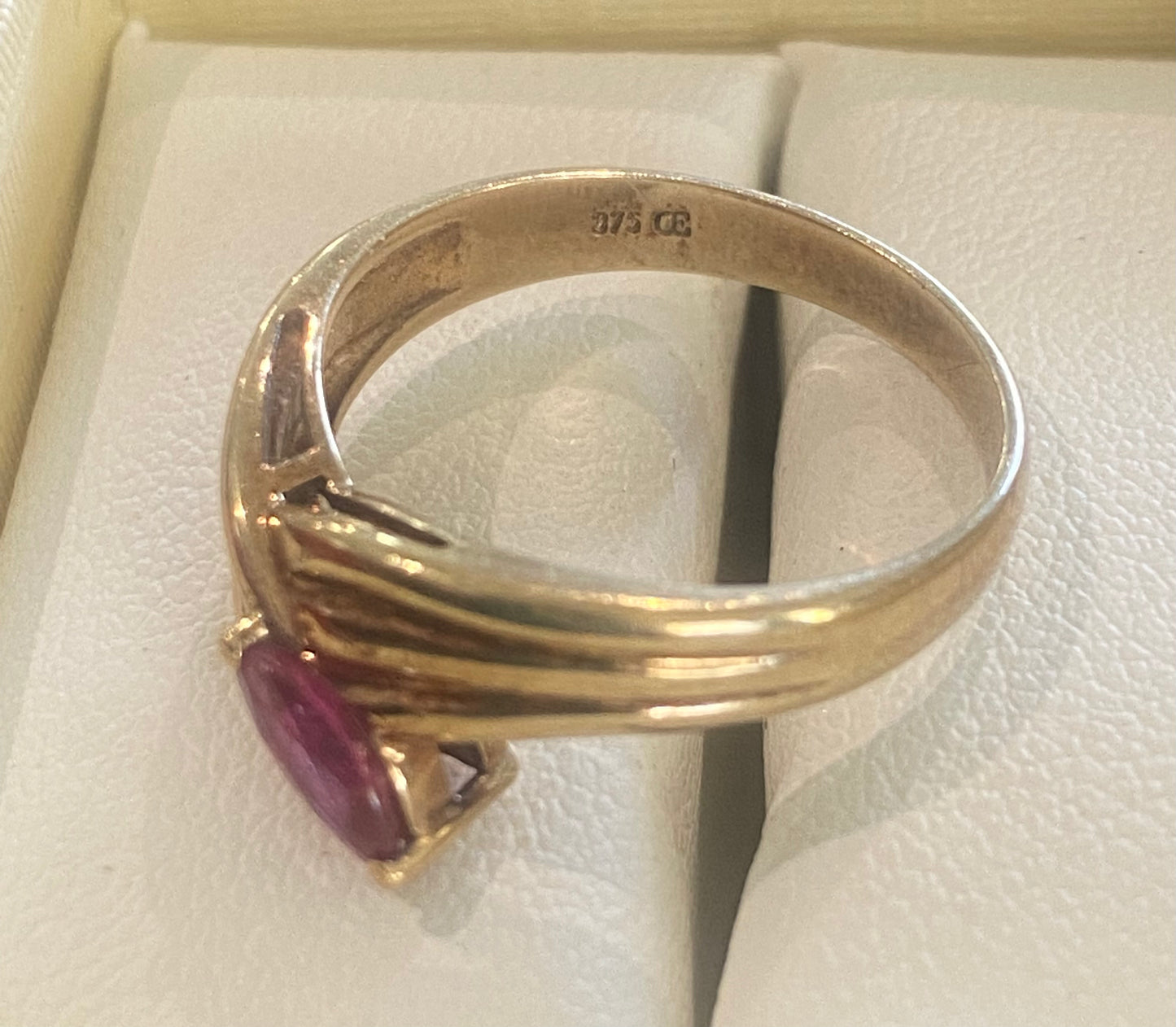 9ct Gold Natural Pear Shaped Ruby & Diamonds Band Ring