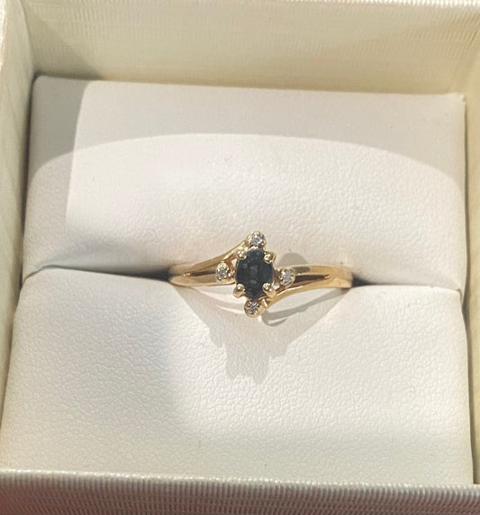 9ct Gold Natural Black Sapphire & 4 Diamonds Ring